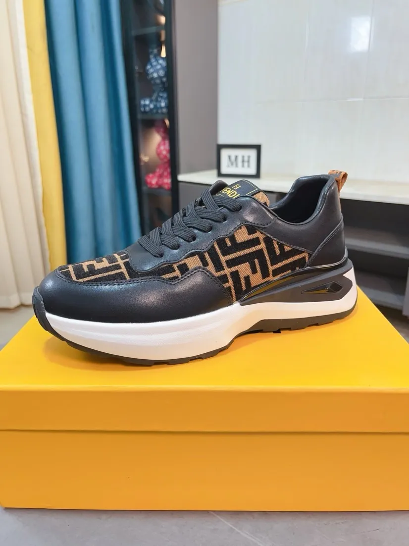 Factory price 458🌹🌹[fendi] Fendi classic and comfortable men, this complex sneaker is made of soft calfskin➕genuine leather lining➕original ultra-light rubber material rough outsole. This unique light and thin style is suitable for the casual and exquisite sensibility of this season. It is comfortable and natural on the feet. It is an everyday style for casual travel in autumn and winter! 38/44